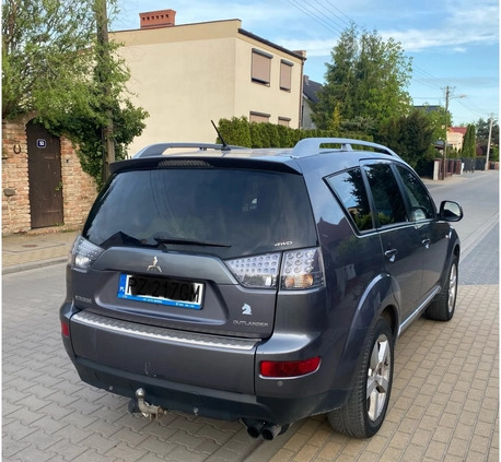 Mitsubishi Outlander cena 19000 przebieg: 333000, rok produkcji 2008 z Poznań małe 4